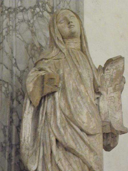Champeaux 77 collegiale saint martin statue de sainte fare