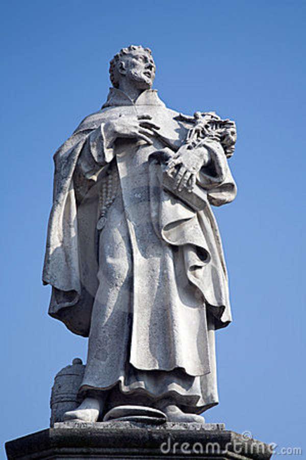 prague-charles-bridge-st-philip-benizi-statue-16823691.jpg