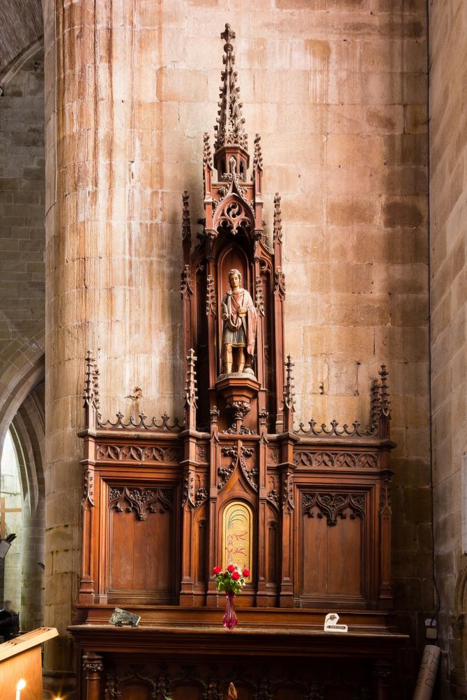 Retable de la chapelle saint victor de marseille de l eglise saint malo dinan france 2
