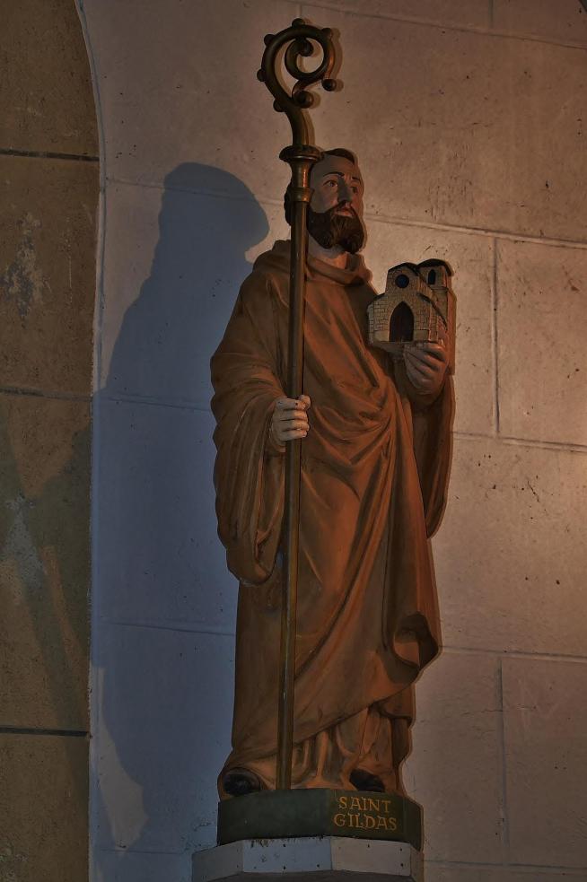 Statue de gildas chapelle saint gildas de bieuzy 11 2