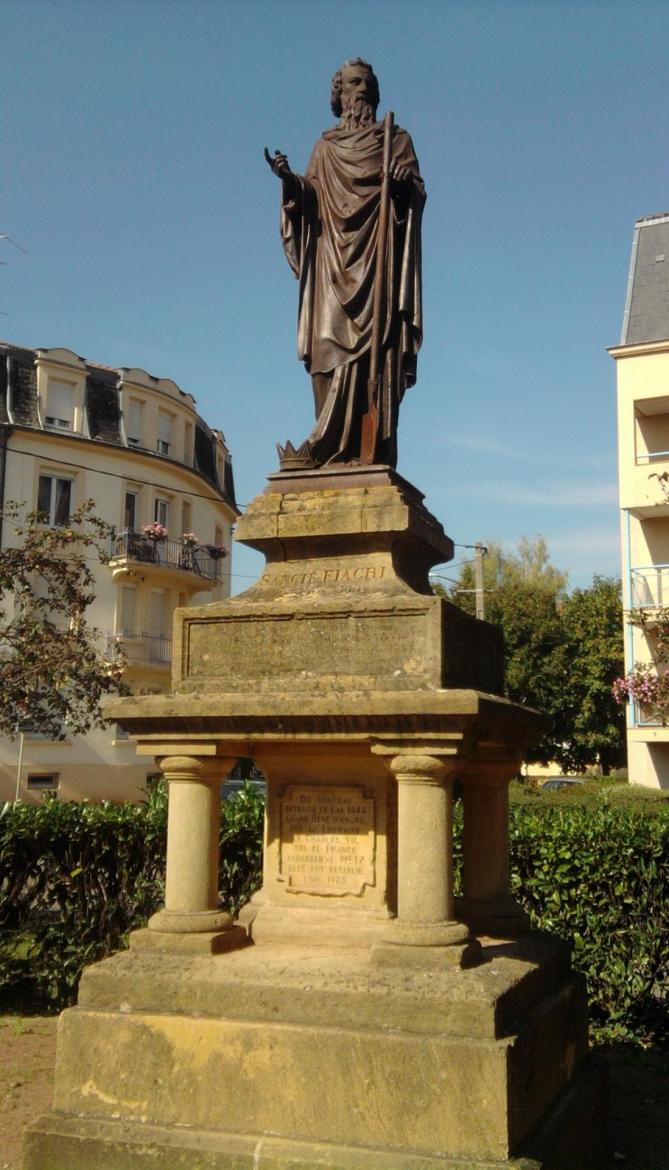 Statue de saint fiacre metz sablon 57
